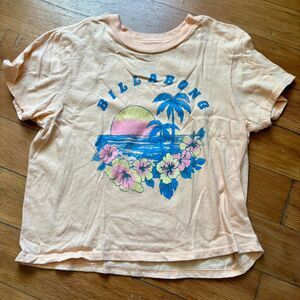 Y2K Billabong Pale Peach Tee with Tropical Sunset Graphic (L)